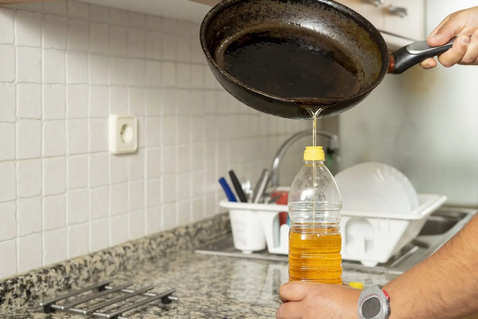 Il trucco rapido per togliere l’odore di frittura in casa Il trucco rapido per togliere l’odore di frittura in casa